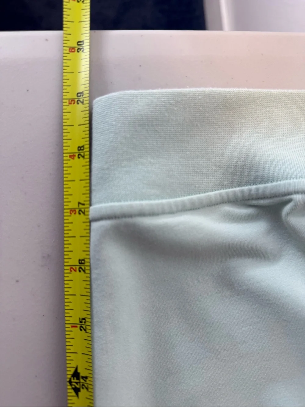 Lululemon Mint Green Jogger Pants XL Soft Stretch Lounge Travel Athleisure